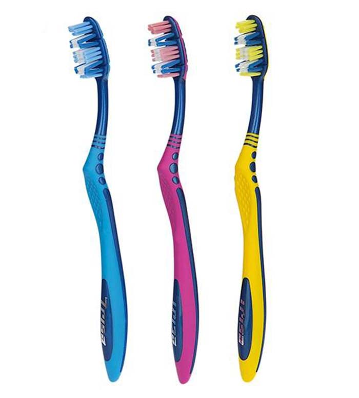 مسواک فلکسیبل هد نرم 3 عددی ارسال با رنگ رندوم Trisa flexible head soft Toothbrush
