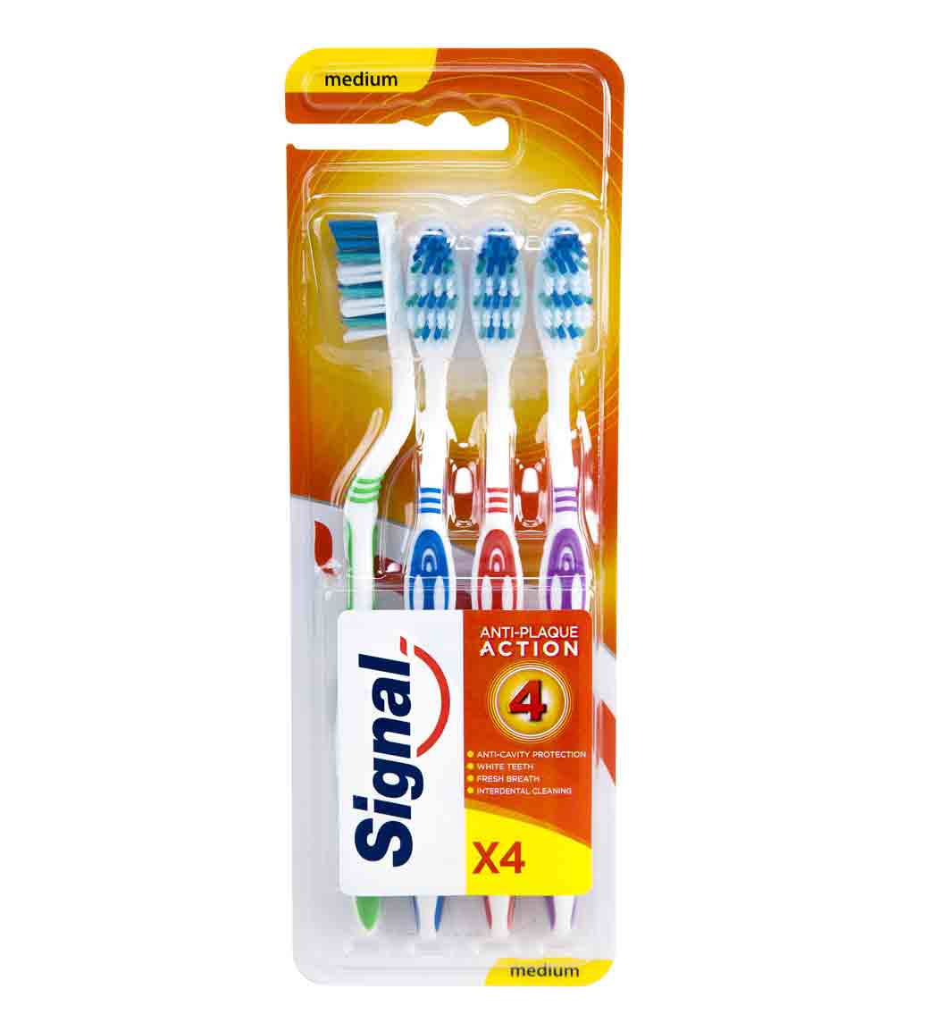 مسواک مدل آنتی پلاک اکشن با برس متوسط بسته 4 عددی Signal Anti Plaque Action Toothbrush Medium Pack Of 4